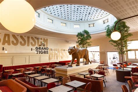 Vue extérieure de la brasserie Le Tigre située à Haguenau, illustrant son architecture traditionnelle alsacienne