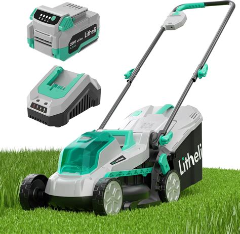 Tondeuse à gazon sans fil dans un jardin résidentiel