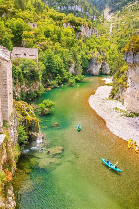 Vue panoramique sur les falaises des Gorges du Tarn