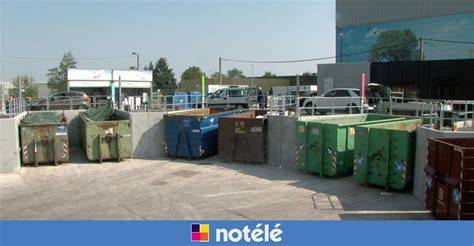 Recyparc avec différents conteneurs de tri