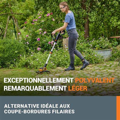 Un jardin parfaitement entretenu avec un coupe-bordure Worx en action