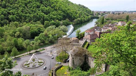 Vue panoramique des espaces verts de Besançon et du Doubs