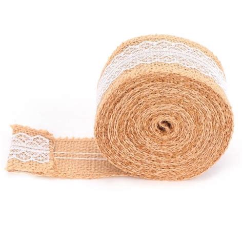 Emballage d'un rouleau de filet de jute avec étiquette
