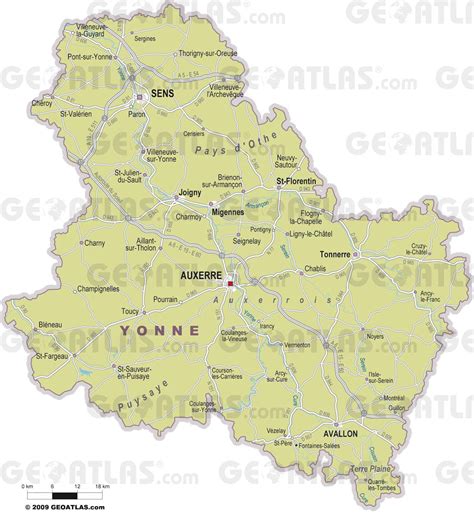 Carte de l'Yonne avec les villes principales mises en avant, dont Auxerre