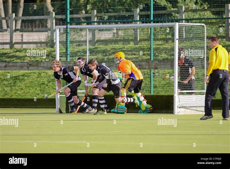 Hockey sur gazon joueurs en action