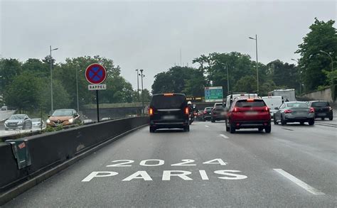 Moutons en éco-pâturage sur le périphérique parisien