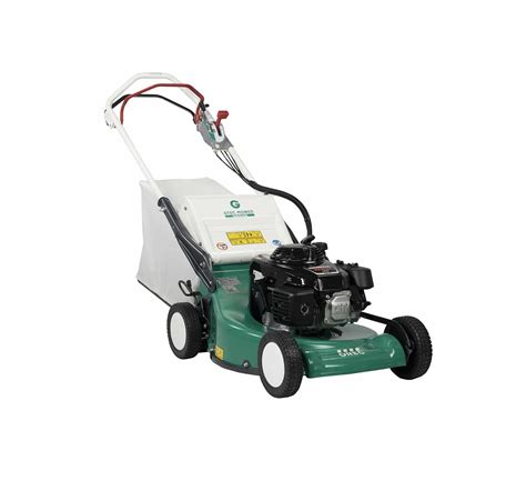 Tondeuse Orec GR 538 DH 55 en action avec son obturateur mulching