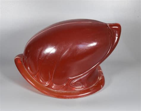 Verrine d'un candélabre du métro Guimard