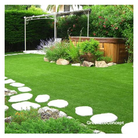 Plan d'un jardin avec différentes zones de gazon synthétique