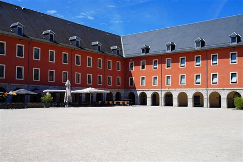 Vue architecturale du Carré Curial à Chambéry, siège de la Galerie Eurêka