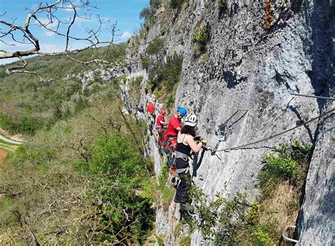 Équipe GRIMP en entraînement sur structure verticale