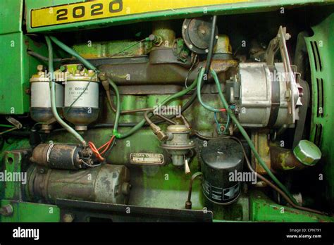 Schéma technique d'un moteur de tracteur John Deere