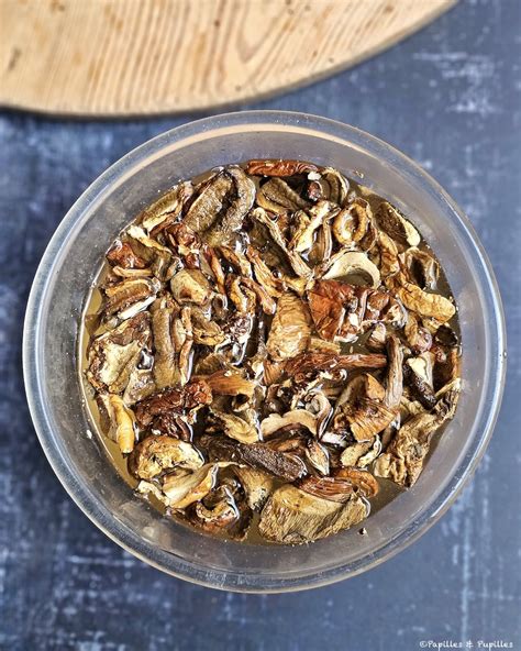 Cèpes séchés pour conservation