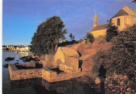 Chapelle et fontaine de Saint-Cado