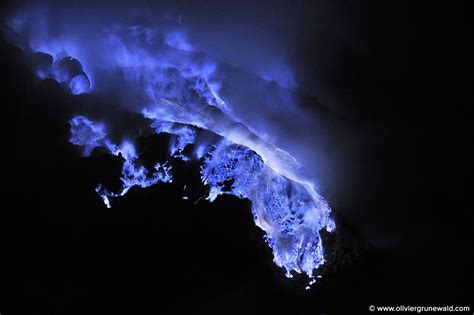Les flammes bleues du Kawah Ijen