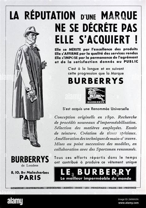 Publicité pour le manteau 