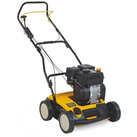 Image du scarificateur Cub Cadet XC1 B35 en action
