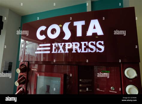 Une machine Costa Express en fonctionnement