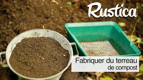 Comparaison visuelle de la texture du terreau avec et sans compost